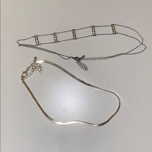 Urban outfitter chokers bundle!